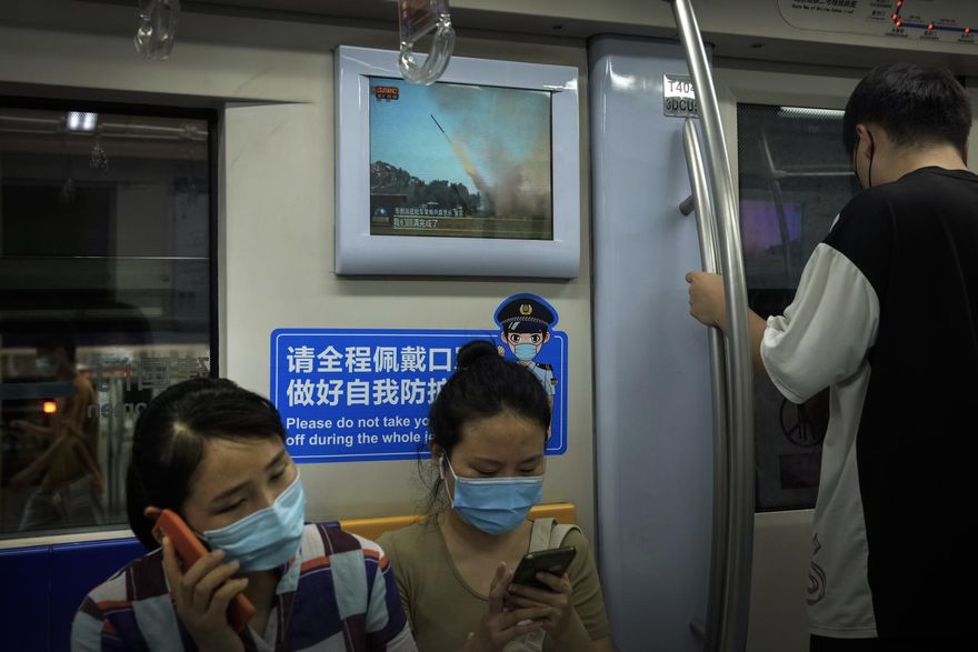 加速防疫鬆綁！大陸至少19城乘地鐵搭公車免查核酸證明