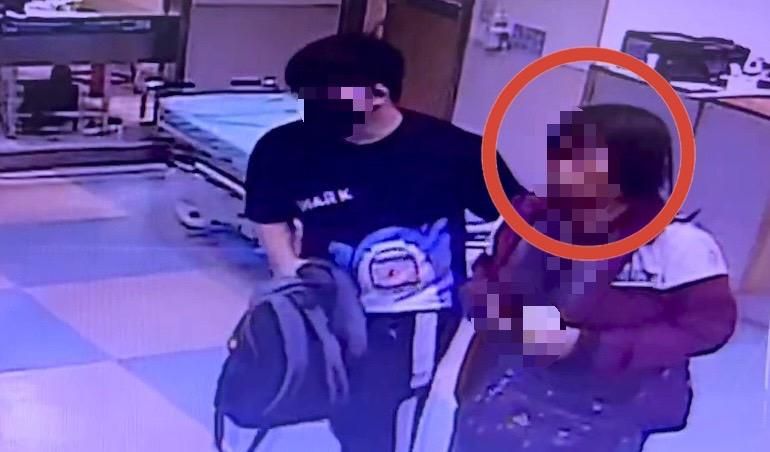 【影】送醫慘況曝光！拾荒婦遭鐵棍辣椒水攻擊重傷　警逮2嫌竟有親戚涉入