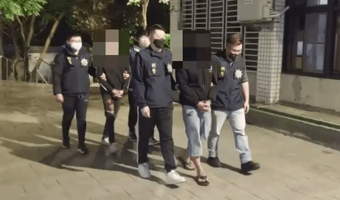 【影】嫌犯畫面曝光！新北樹林債務糾紛開槍案　警逮2嫌依恐嚇及槍砲罪送辦