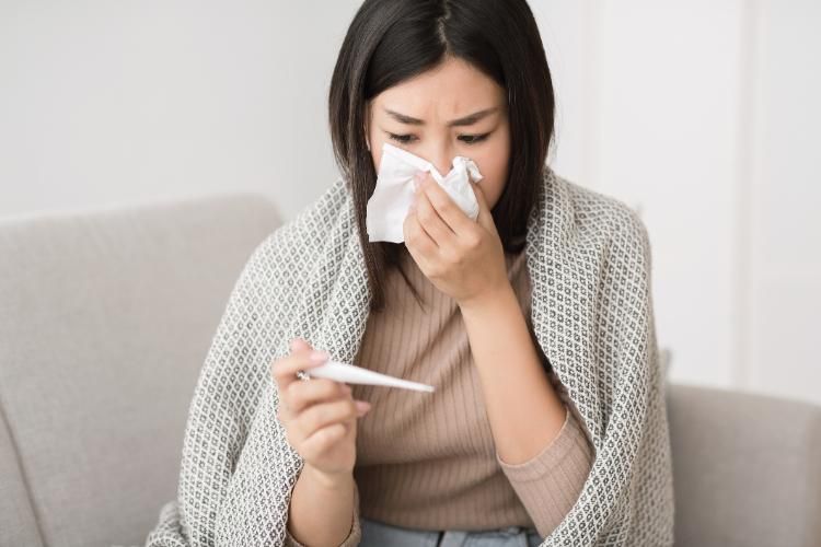 發燒了！該吃退燒藥嗎？ 研究：適度發燒對健康有2大益處
