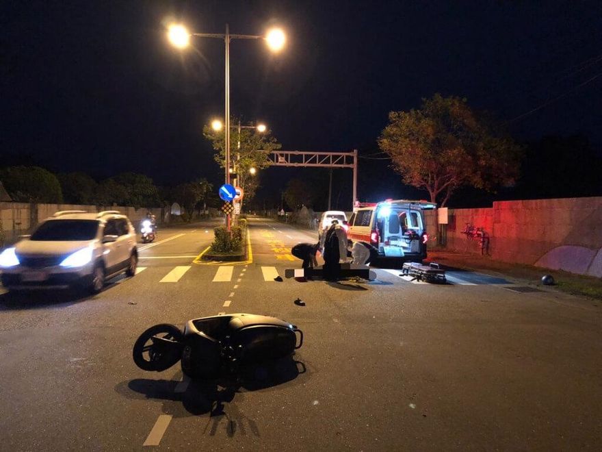 34歲兒家門前車禍傷重不治！母親當場嚇暈送醫