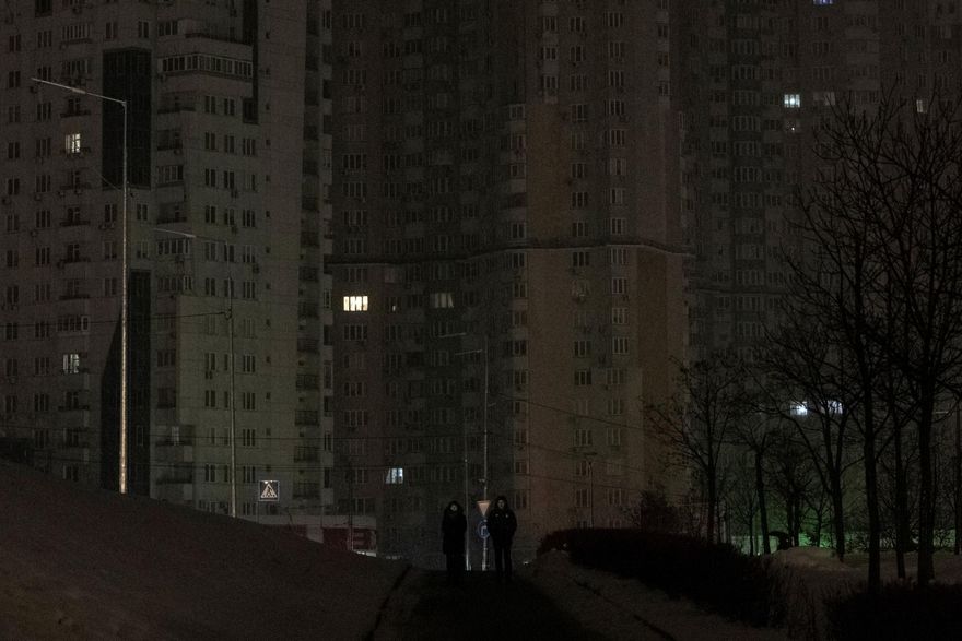 基輔遭俄軍狂轟重創水電基礎設施　市長：供暖已全面恢復