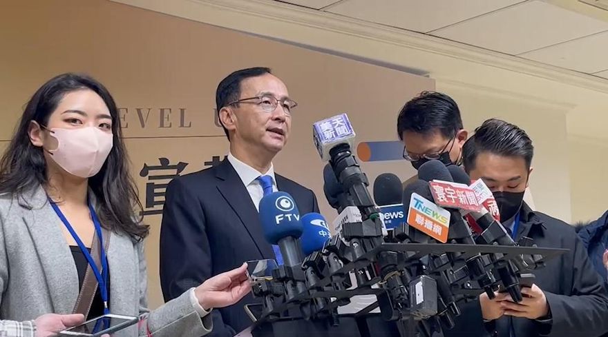 侯友宜選總統國運籤凶卦？朱立倫曝國民黨最好卦象是「這個」