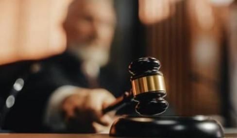 涉嫌暗助性侵犯2法官遭免職！律師質疑判決不公　懲戒法院嚴正駁斥