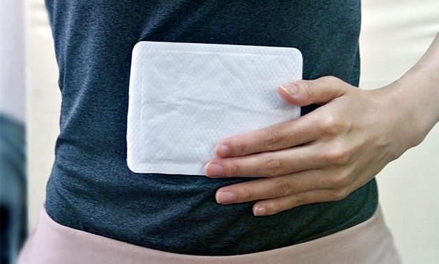 好冷！中醫師授暖暖包貼「小腹、頸後穴位」秒讓身體暖起來