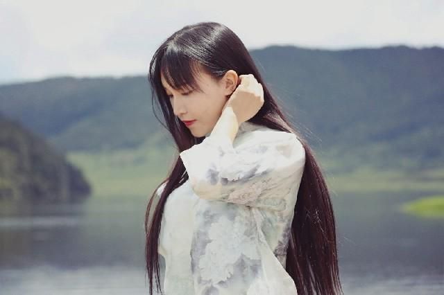 陸「第一網紅」與公司股權之爭達和解　網友敲碗：李子柒要回來了嗎？