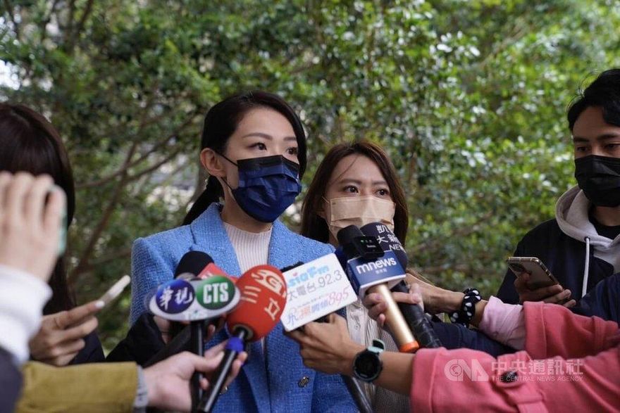 將「公積金」制度帶進市府？高虹安親上火線「這樣巧回」