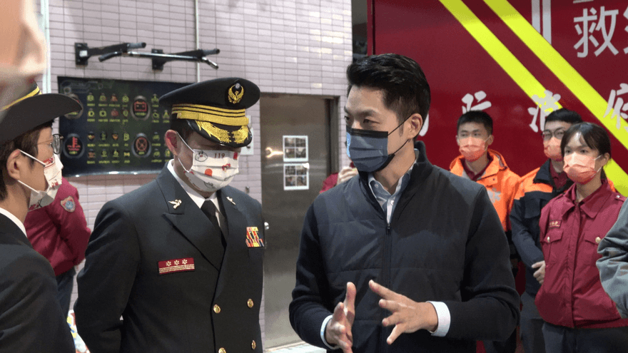 影/蔣萬安視察消防局及跨年晚會舞台　笑稱跨年不會忙到爆肝「我體力很好」