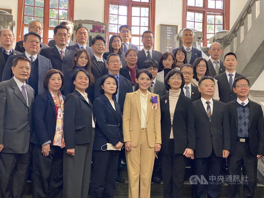 高虹安團隊上任　新竹市府：約聘僱人員暫聘至明年2/28