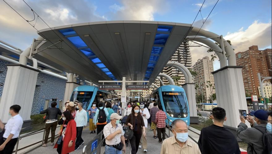 跨河煙火秀今晚「20:23」施放！淡海輕軌42hrs全力疏運　新北捷運再推沿線一日遊