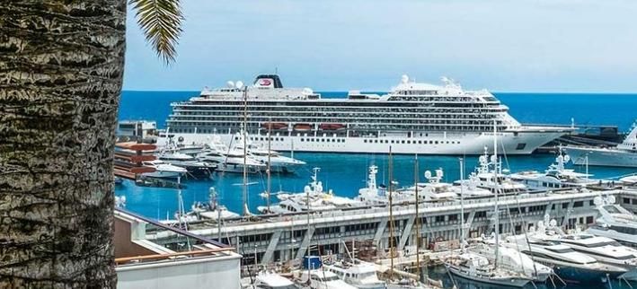 郵輪遭禁止靠岸！全因船體有「它」　800旅客被迫外海漂流7日