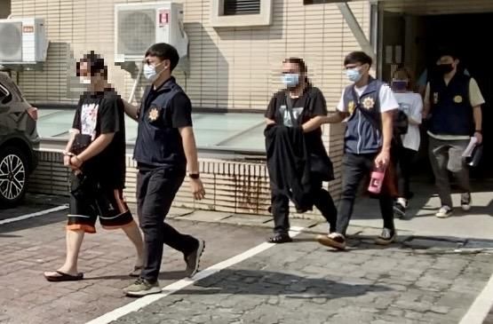 情侶檔網拍售PS5買空賣空　60名買家付款收嘸貨