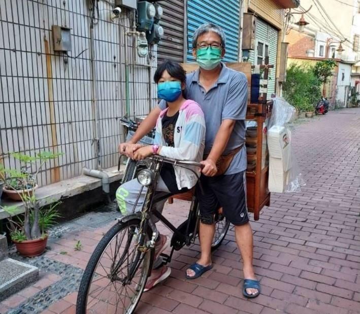台灣最美風景！「誠信碗粿」貨車觸媒遭竊　團購主通包500碗：我幫你賣