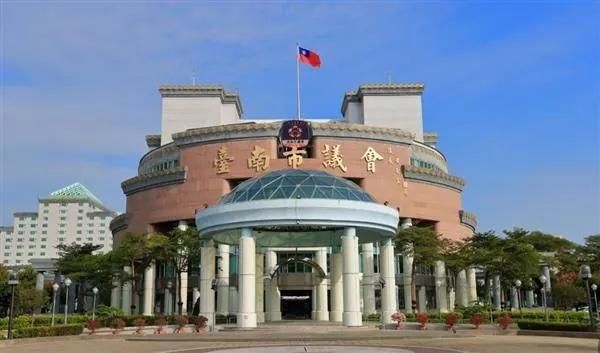 台南正副議長賄選案　議員李文俊友人黃女涉違《選罷法》遭收押