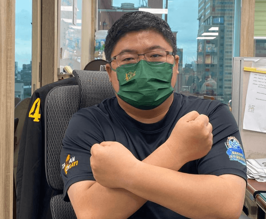 林智堅論文門讓綠營兵敗如山倒？　蔡易餘嘆：硬撞台大讓年輕人看不起民進黨