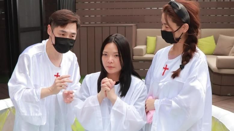 白家綺阻止小甜甜驗傷挨轟！認「溝通措辭不夠周全」嘆：公親變事主