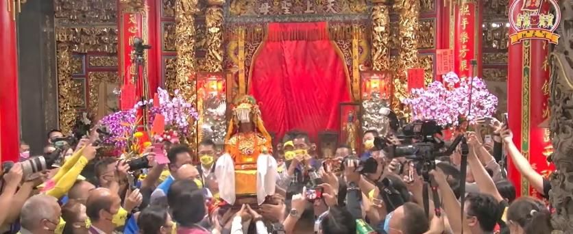影/「粉紅超跑」起轎時間曝！2023白沙屯媽祖完整時程、現場直播一次看