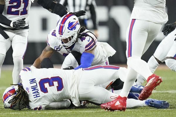 影/撿回一命！NFL球員比賽心臟驟停　3天後奇蹟甦醒