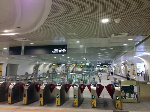 太爽了吧！2行業遇補班日「一律放假」　鄉民揭殘酷內幕：只是更糟