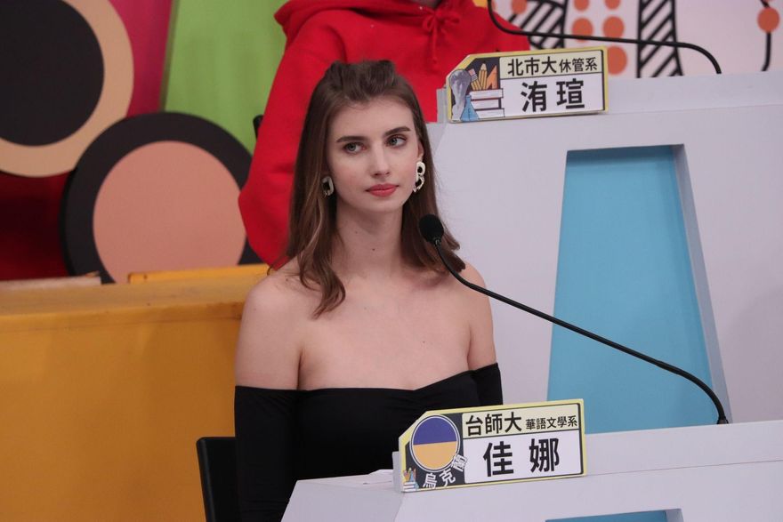 無視祖雄存在？佳娜爆遭日本Youtuber騷擾..「我那方面好厲害！」還秀私密影片