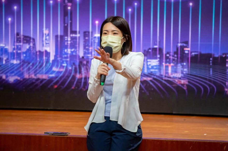 徐巧芯踢爆「陳時中隨扈」任北市警局府會聯絡人！加碼曝「這些黑歷史」