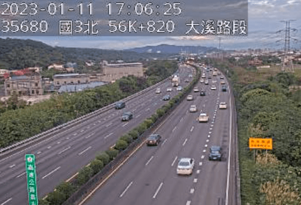 快訊/國道3號北向大溪段驚傳追撞車禍！5傷送醫急救