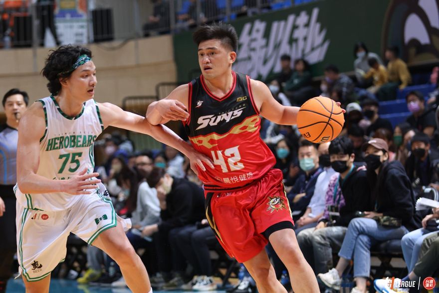 快訊/T1臺中太陽也爆染疫潮！多人確診　14日對海神宣布延賽