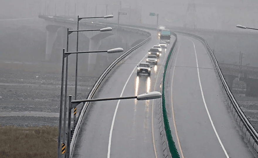 蘇花改拒開放白牌機車！公路總局理由竟是「防護弱」　他怒問：重機比較好？