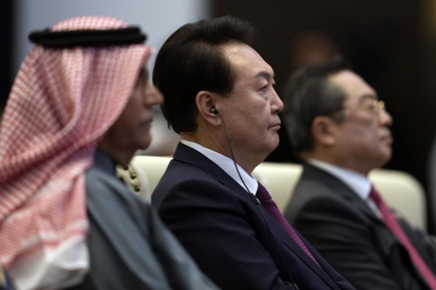 又失言？尹錫悅視察駐阿韓軍說「阿聯的敵人是伊朗」　引伊朗外交部不滿