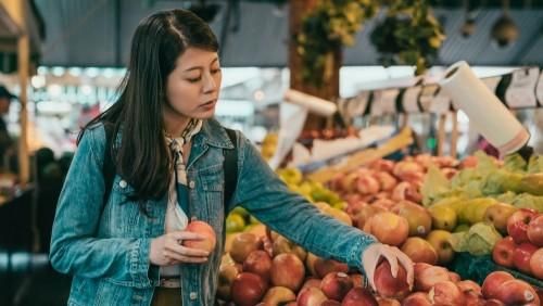 春節年貨食材怎麼選最新鮮？ 營養師授購買必知重點「這樣買」不踩雷！