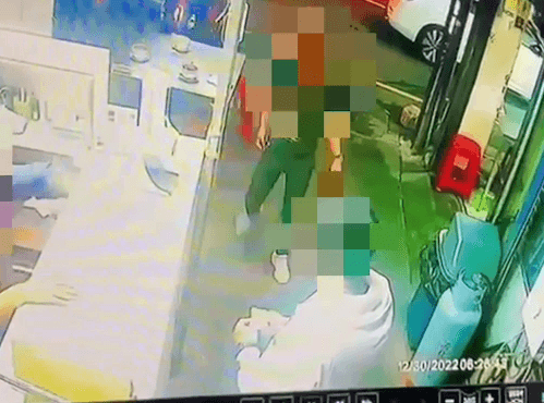 影/新竹買雞湯肢體衝突案　警方還原現場　指「雙方都有動手」