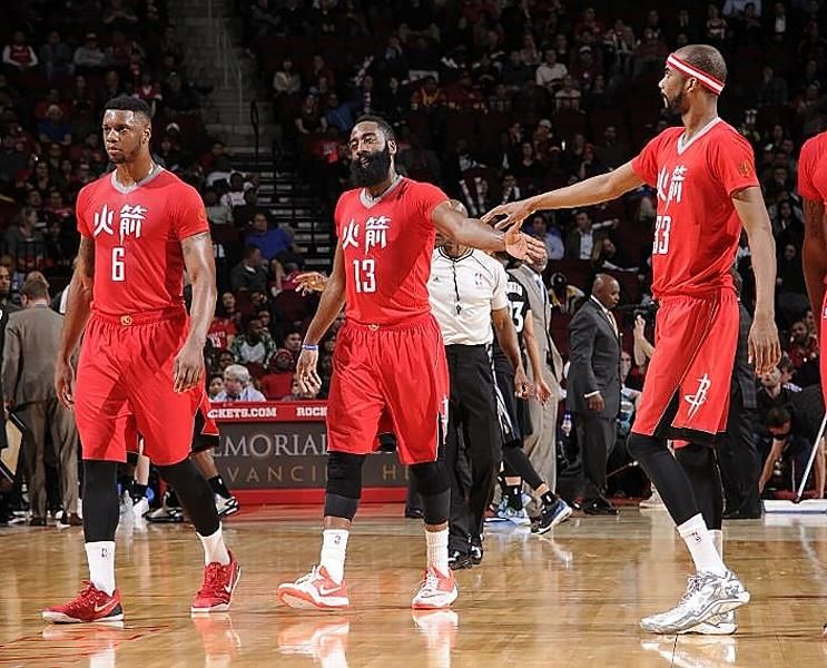 新年快樂！NBA史上首見「中文球衣」9年前問世　這時間後便走入歷史