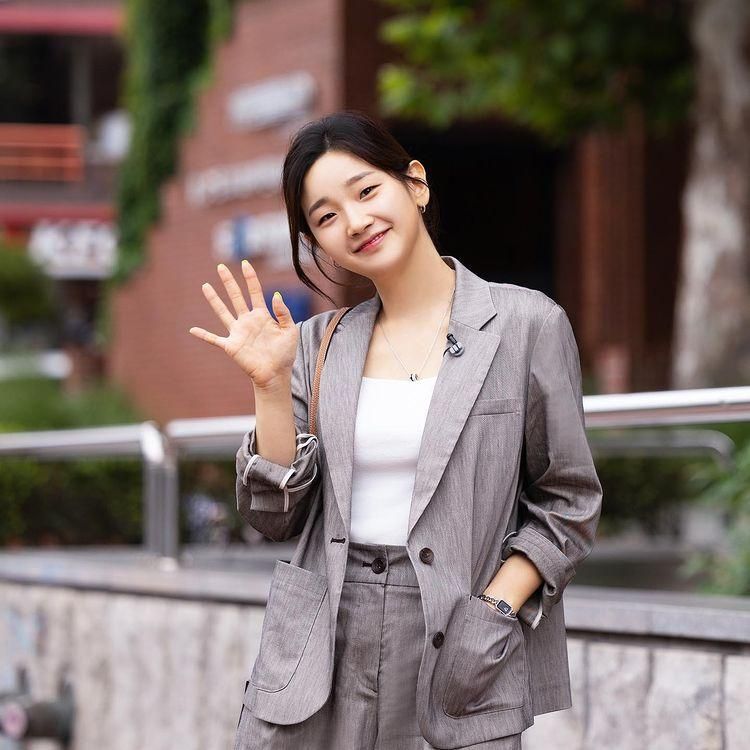 《寄生上流》女星3年前罹癌→停工開刀！酸民竟咒「怎麼不去X」驚悚私訊全公開