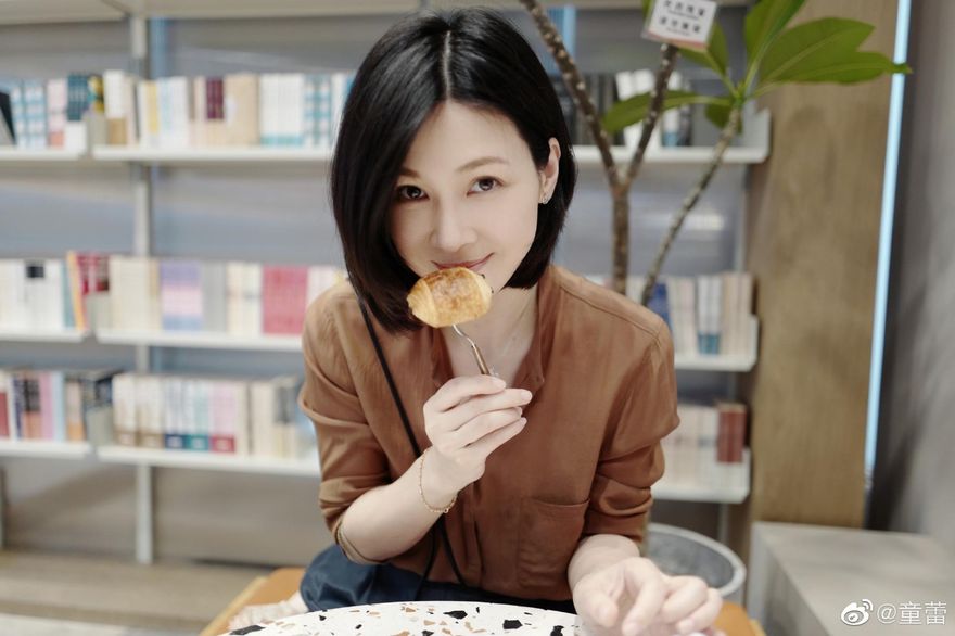 女星「809億豪門」夢碎！丈夫破產坐牢　她「接戲還債」現況曝光