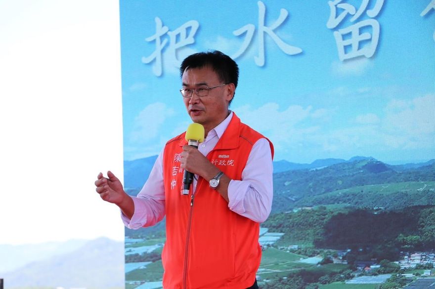 內閣改組驚傳「陳吉仲」將留任　網友炸鍋：年底早餐加蛋要多少錢？