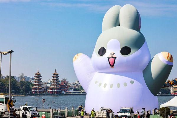 高雄蓮潭燈會今晚開幕！最佳交通攻略一次看　千萬別開車來