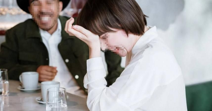 媽媽結交49歲新男友　23歲女兒崩潰「我們上床過幾次」結局曝光