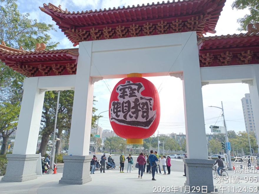 看到高雄這一幕...網友全驚呆：塔綠班美學！