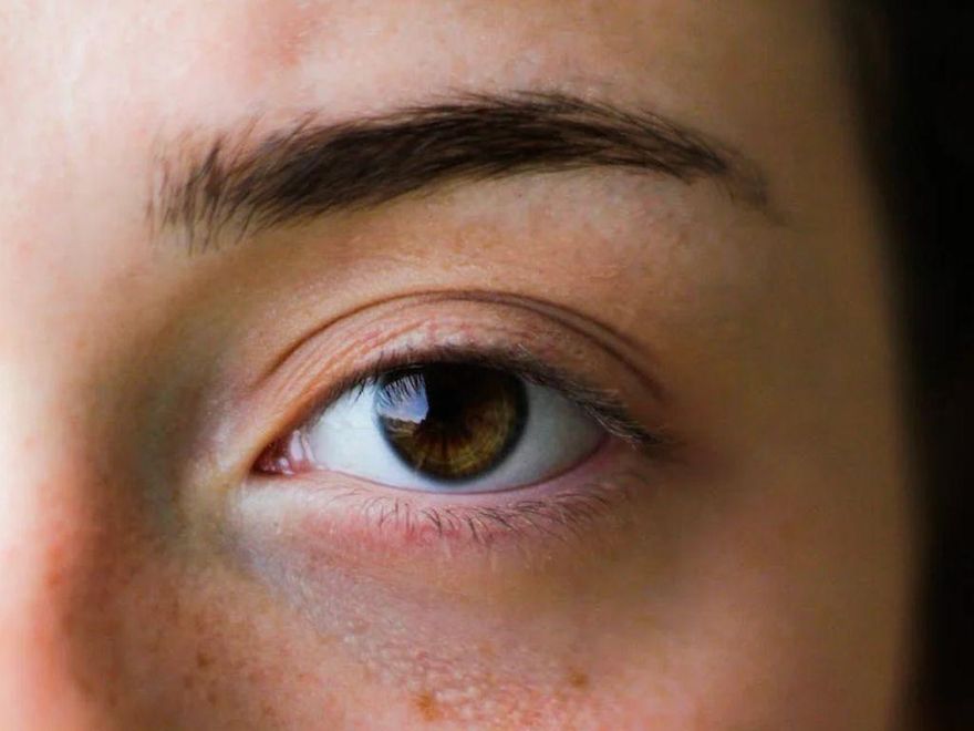 眼皮跳是凶兆？命理師：這時辰左眼跳「恐破財」