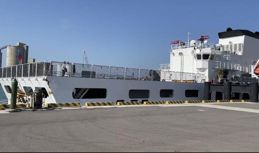 4000噸級嘉義艦擦撞碼頭受損　海巡署：強風所致不影響航行安全