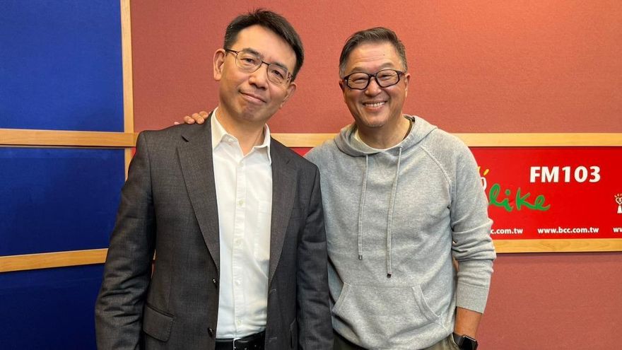 劉寶傑自爆「切除胸椎腫瘤」腳無法離地10公分！認脾氣火爆卻不敢惹她！
