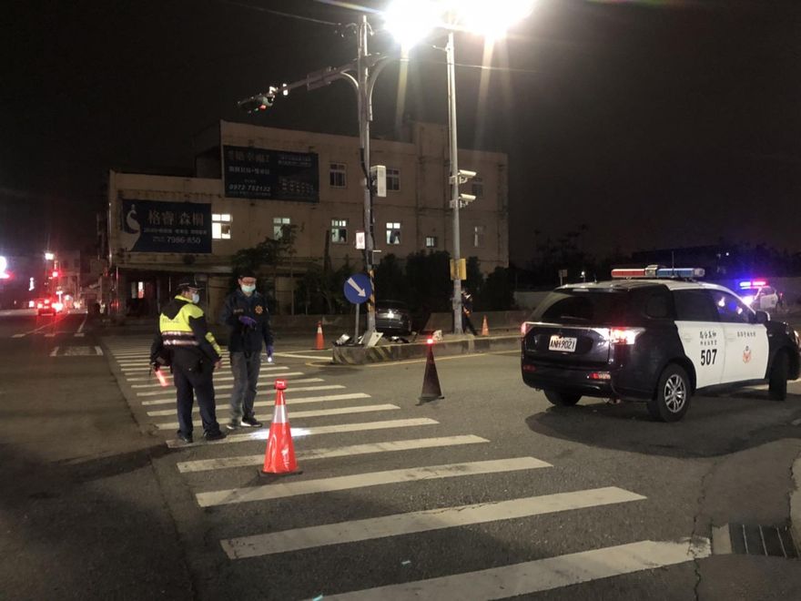 快訊/斑馬線又吃人！彰化12歲男童過馬路遭休旅車撞飛慘亡　家屬難接受