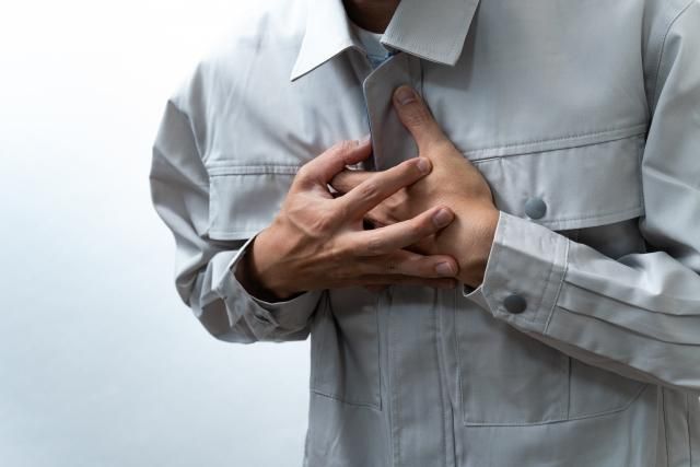 21歲男沒生病竟在睡夢中猝死！醫見「1情況」研判恐是心臟問題