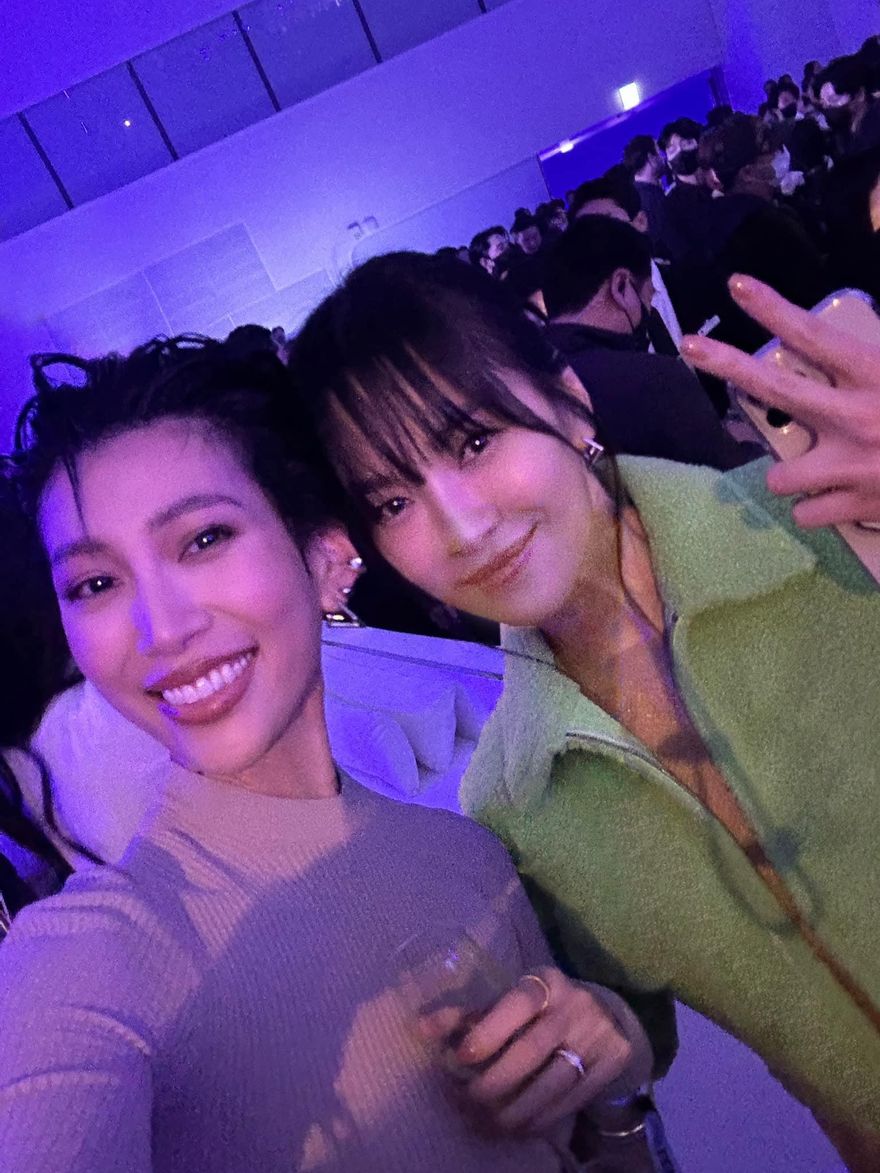 「復仇女神」超親民！莫莉曬「宋慧喬合照」曝近況　嗨翻：讓人瞬間融化