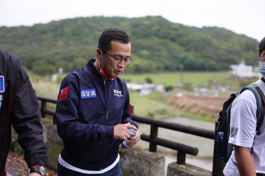 羅智強遭酸到處「行腳」！楊植斗不忍了 曝他血淚戰績