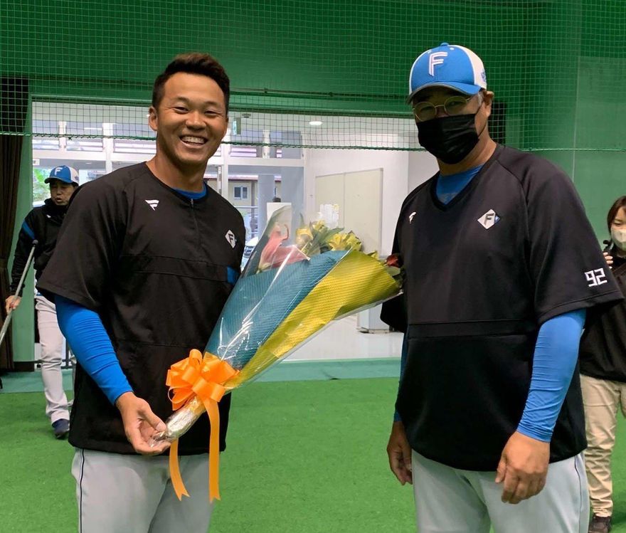 影/王柏融16日經典賽報到　盼與日本監督栗山英樹「東京複賽見」