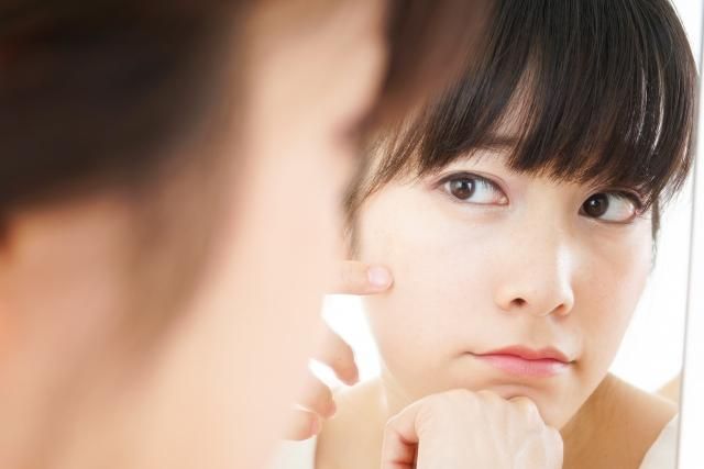 卸妝也要「對症下藥」！食藥署：「這種肌膚」用卸妝油恐越用越糟