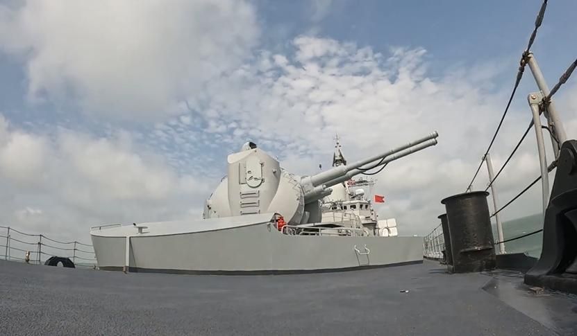 影/多型艦艇亮劍！ 萬發炮、反艦導彈齊射　東部戰區海軍實戰訓練