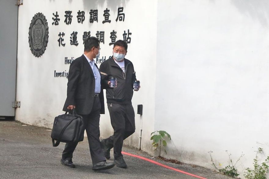 涉嫌竊佔10公頃國土拿來種檳榔牟利？花蓮縣議長張峻遭約談