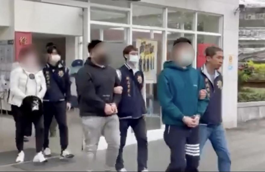 新北警剿滅四海幫海驥堂　逮捕堂主查獲衝鋒槍、子彈